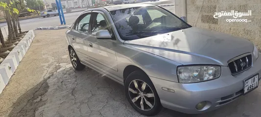  4 سيارةهونداي xd موديل 2001
