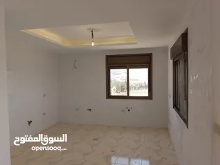  12 شقة طابقية 160م للبيع في ابو نصير