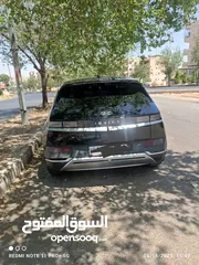  10 سياره موديل 2022 ايونك 5 كهربائيه لون اسود ميتاليك دفع رباعي اكبر بطاريه تمشي فوق 550 كيلو سبعه جيد