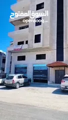  7 محلان جديدان للبيع بمساحة 105 م2  رام الله  بيتونيا ، بجانب مسجد سيف الدين بناء وتشطيب جديد