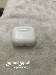  2 Airpods (3rd generation  اصليه مافيها شي