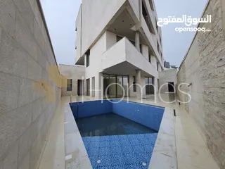 1 شقة دوبلكس طابقية مع مسبح للبيع في الظهير بمساحة بناء اجمالية 440م