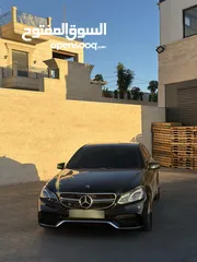  2 مرسيدس E200