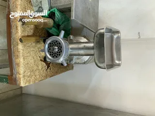  3 ملحمة للبيع مع كامل المعدات لعدم التفرغ