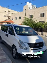  1 توصيل طلاب المدارس والموظفين في عمان..نقل سياح في جميع أنحاء المملكة مع خدمات نقل من وإلى الجسر