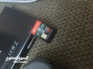  8 جهاز نينتدو سويتش حالة ممتازة جدا مع أغراضه ولعبة