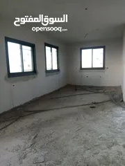  10 بيت مستقل وارض