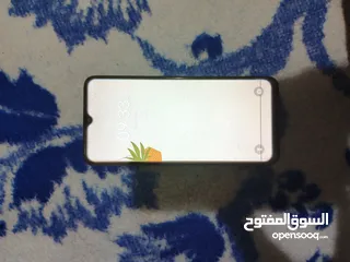  8 جديد بحالة الوكاله استعمال خفيف جدا ممتاز Tecno spark 10