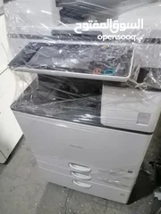  12 اله تصوير وثائق نوع ريكو  ملون