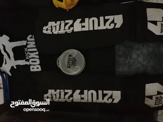  8 معدات Muay Thai Kickboxing الوصف مهم
