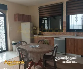  1 بيت مستقل مع مساحة خارجية للبيع