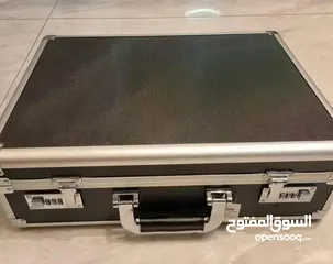 9 حقيبة دبلوماسية برقم سري وارد اوروبا وكاله