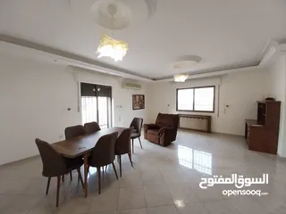  8 شقة غير مفروشة للإيجار 300م2 ( Property 19257 )-174965400