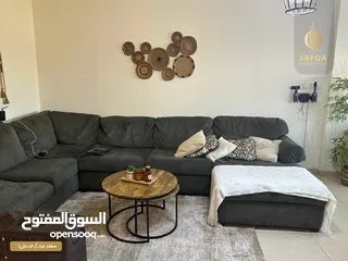  8 شقة شبه أرضية مع ساحة خارجية واطلالة للبيع في الارسال