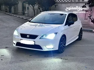  2 ليون ابيض لعبه معدله