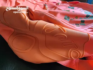  5 شنطة مدرسية ماركة توتتو الاصلية مستعملة بحالة ممتازة للبيع