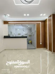  12 شقة ارضي 100 متر صافي  واجهه مدخل خاص منطقة ز غرفتين كبار 2حمام   