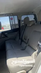  9 Mitsubishi pajero 2010 3800cc