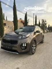  2 كيا سبورتاج فل الفل Gt مختم 2000ديزل 4*4 غرفة بني بنوراما سعرر حررررق