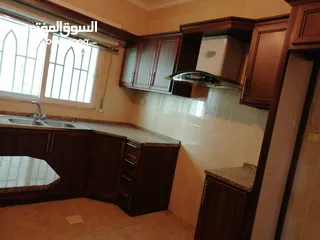  4 شقة أرضية مميزة للبيع في خلدا  - خلف السيفوي 91م مع حديقة وترسات 140م بسعر مغري