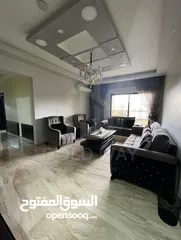  10 شقة مميزة مفروشة 280م طابق أول بالقرب من فندق عمان الشام في الشميساني