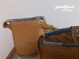  3 حذاء INSOLENT 44
