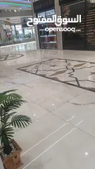  3 محل تجاري في الستي سنتر الطابق الارضي