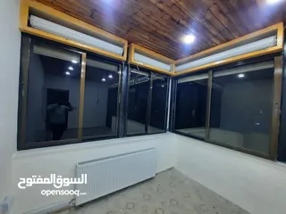  13 شبابيك المنيوم لون برونز زجاج برونز متوفر عدة مقاسات  بحال الوكاله