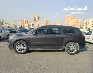  2 Chevrolet Traverse LT - 2015