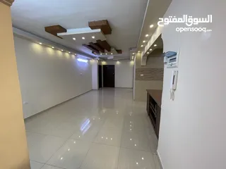  19 شقه بمدخل مستقل فاخره ومميزه  طابق ارضي مجمع عمان جديد