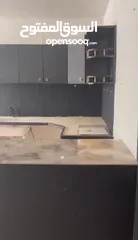  7 شقة مفروشة جزئيا مساحة 100 متر نابلس - للبيع