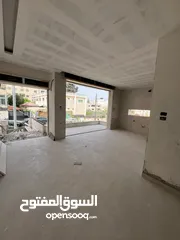  7 شقه  في مرج الحمام قرب دوار البرديني تشطيب فخم