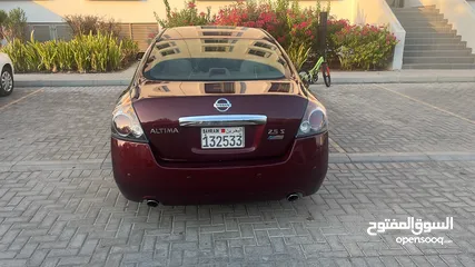  5 Nissan Altima 2012