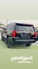  8 Chevrolet Tahoe 2019