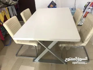  1 Dining table for sale For 25KD