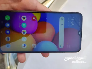  1 vivo y15 للبيع بحاله ممتازه