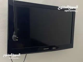  1 تلفزيون سامسونج 32 للبيع بداعي السفر