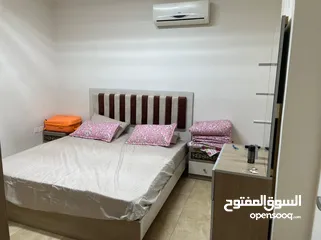 2 شقة للايجار بالخامسة