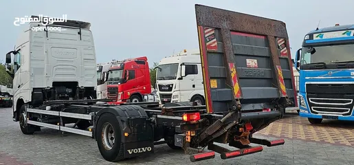  3 ‎ Volvo  tractor 4x2 automatic شاحنة فولفو جير اتوماتيك موديل 2015