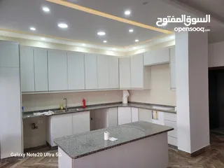  2 شقة غير مفروشة ( جزء من فيلا ) للإيجار ( Property 37274 ) سنوي فقط