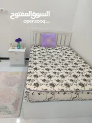  2 غرفة نوم مستعملة لمدة سنة من مدرس تركي