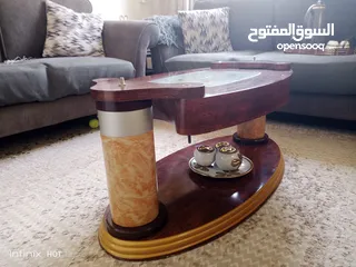  2 طاولة وسط خشب ثقيل بحالة جيدة جدا