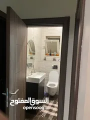  9 شقتين لطابق اخير للبيع / الايجار