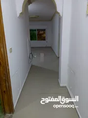  7 شقه سكنيه طابق اول حي الاطباء شمال مستشفى النجاح