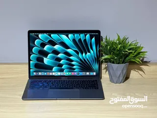  1  Macbook Air 2019 13-inch