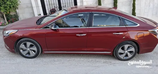  1 سوناتا limited 2016 للبيع لون خمري