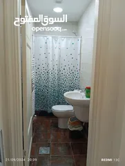  8 شقه مفروشه للإيجار