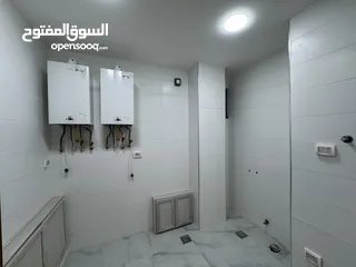  17 شقة مميزة باجمل مناطق النخيل مساحة221م طابق اول بتشطيبات مميزة