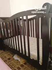  2 سرير اطفال مستعمل من سنه الي 6 سنوات او اكثر