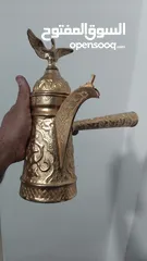  4 تحف ونحاسيات